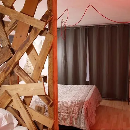 Bed & Breakfast Casa Paeria *